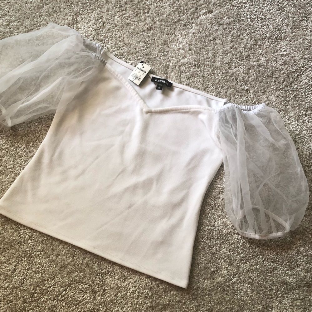 new Express Sheer sleeves top size xs